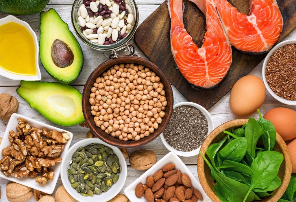 کبد چرب غیر الکلی، اسیدهای چرب امگا ۳، DHA، EPA، آنزیم‌های کبدی، التهاب کبدی، مقاومت به انسولین، رژیم غذایی برای کبد چرب، پیشگیری از کبد چرب، مکمل امگا ۳