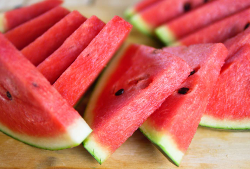 میوه های بدون قند برای افراد دیابتی، میوه بدون قند، میوه های بدون قند برای لاغری، چه میوه هایی قند خون را پایین می آورد، میوه کم قند برای کنترل قند خون و کاهش وزن